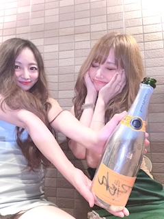 星野 さえ「悩んじゃうよね🤗」