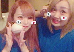なみ「⚽️ココラウンジ集合⚽️」