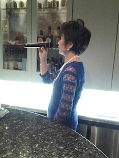 プロフィール写真14・恵子ママ｜セリフォス・セリフォス - ミナミのスナック