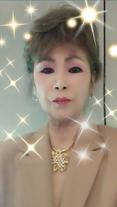 プロフィール写真11・恵子ママ｜セリフォス・セリフォス - ミナミのスナック