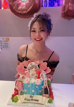 プロフィール写真10・🧡💚柊　唯🧡💚｜Vani Cafe・ヴァニ カフェ - 岡崎のショーパブ/ライブバー/バー/ニューハーフ