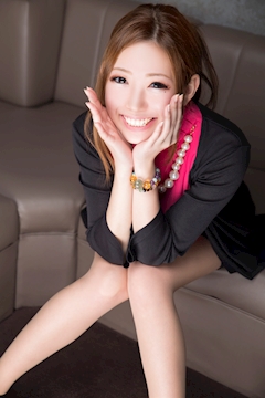 プロフィール写真6・愛梨奈|梅田のスナック・エニータイム