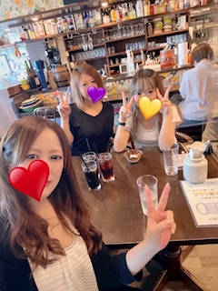 🎀🐰れな🐰🎀「仲良しちゃんと💃ランチ会😋🍴💕ブログ書く暇なくて過去のランチ会♥️」
