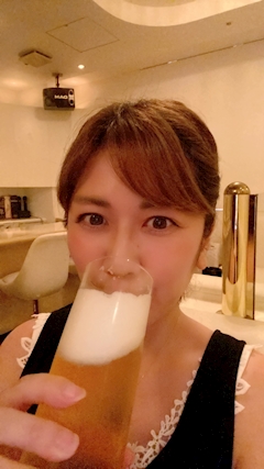 ピックアップキャスト 国咲 のあ 中洲 スナック・キャラウェイ