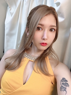 髭店長(毎日飲み歩きたい)「週末の夜はレガリアへ‼️」