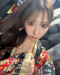 髭店長(毎日飲み歩きたい)「4名様以上のご来店でおひとり様無料‼️」