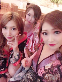 髭店長(毎日飲み歩きたい)「花魁イベント、雨にも負けず全力開催中‼️」