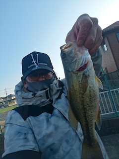 店長(浜野)「春だ～🌼桜だ～🌸釣りだ～🐙」