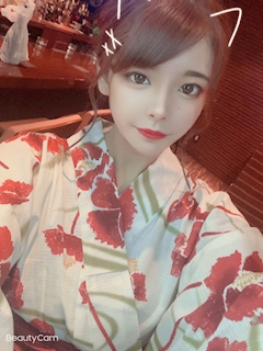 プロフィール写真10・もも｜Bar Color・カラー - 中洲のガールズバー