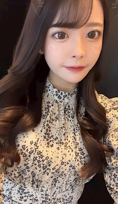 プロフィール写真7・もも|Bar Color・カラー - 中洲のガールズバー