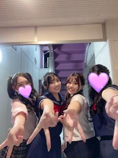 アテにゃん🐱「12月もよろしくにゃん✨\( *´ω`* )/✨」