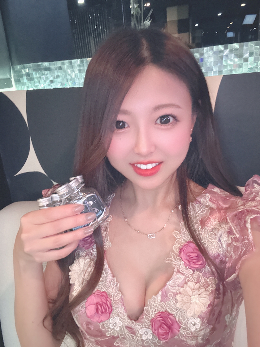白咲莉乃