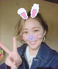 プロフィール写真3・里歌｜アリーDenim・デニム - 関内のパブ/スナック