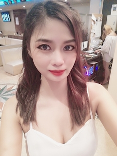 プロフィール写真25・❤️ Aira ❤️ (アイラちゃん)|CLUB PARIS・パリス - 名古屋 栄のインターナショナルパブ