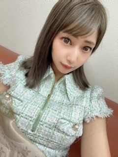 あずさ「な ん だ か ね ～ 😏」