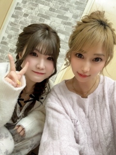あずさ「1 日 目 🫡 🩷」