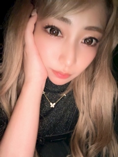 あずさ「人 気 ？ 🫡」