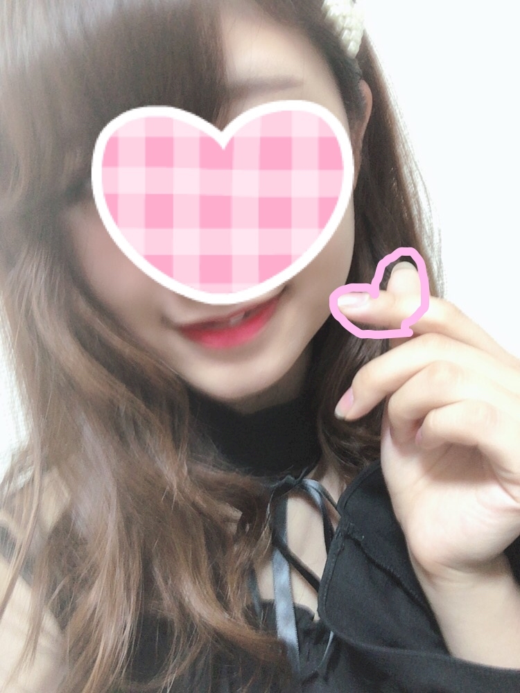 今流行りのハートは指ハート 流行りのピースはあごピース ましろ Girls Bar Andalucia アンダルシア 中野新橋のガールズバー ポケパラ