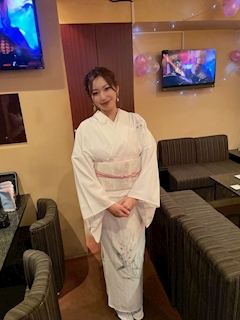 プロフィール写真7・奈津美|Lounge Petit Gulf・プチ・ガルフ - 宗右衛門町のラウンジ/クラブ