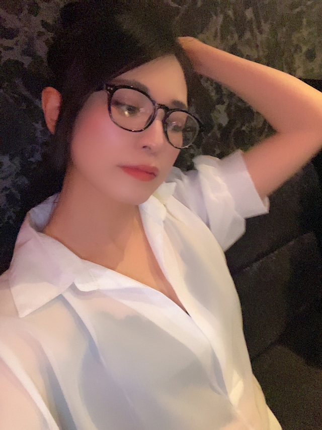 プロフィール写真5・♡樹木希    凛♡｜錦 キャバクラ・Mrs.CAFE 離宮