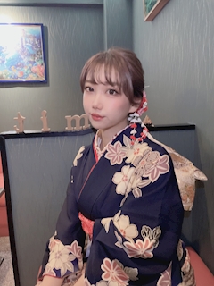 プロフィール写真9・みれい|梅田のスナック・エニータイム