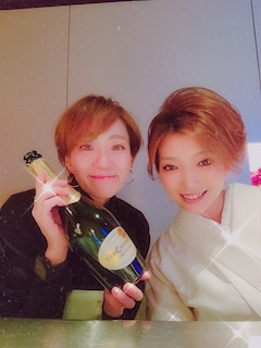 美樹ママ「えみーごの誕生日祝い～🎵」