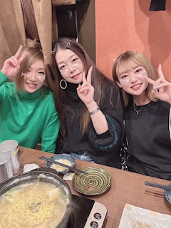美樹ママ「オズグループ忘年会～🎵」