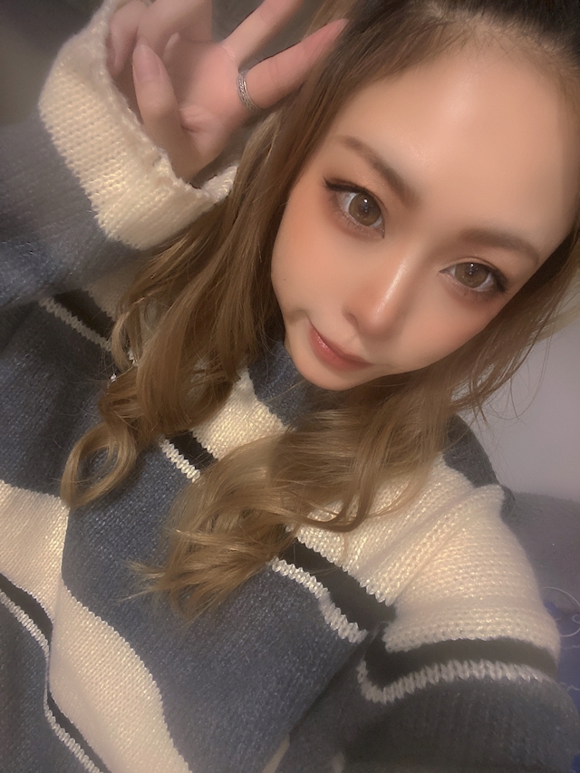 プロフィール写真4・やの あやの｜祇園 キャバクラ・ホワイトナイト