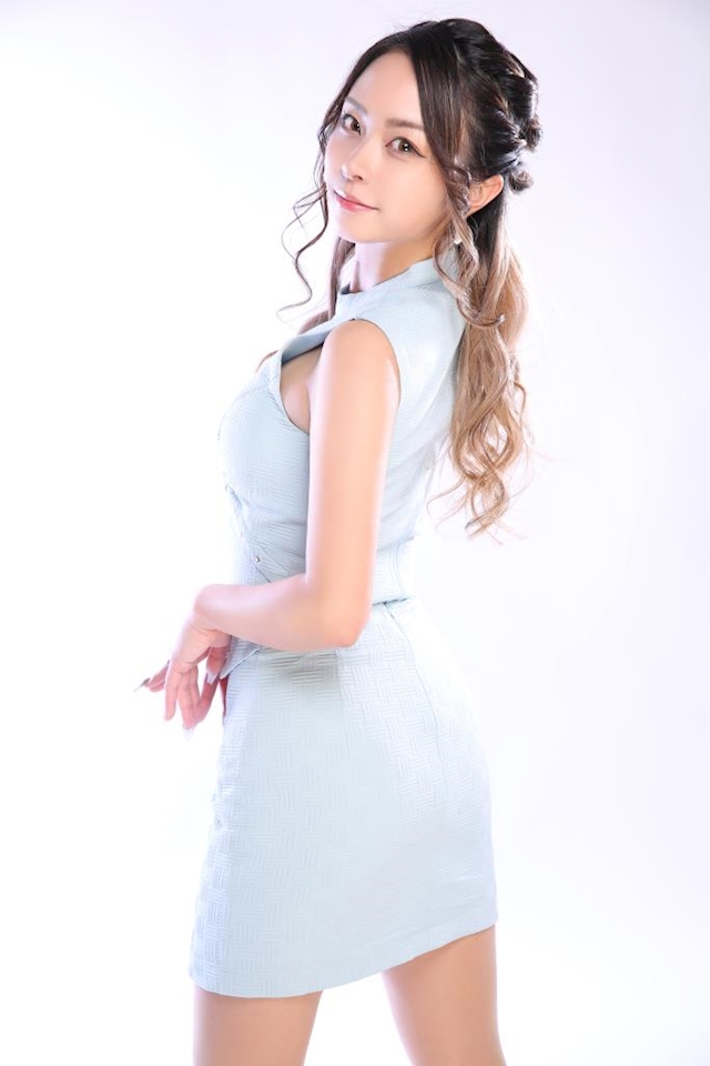 プロフィール写真3・やの あやの｜祇園 キャバクラ・ホワイトナイト