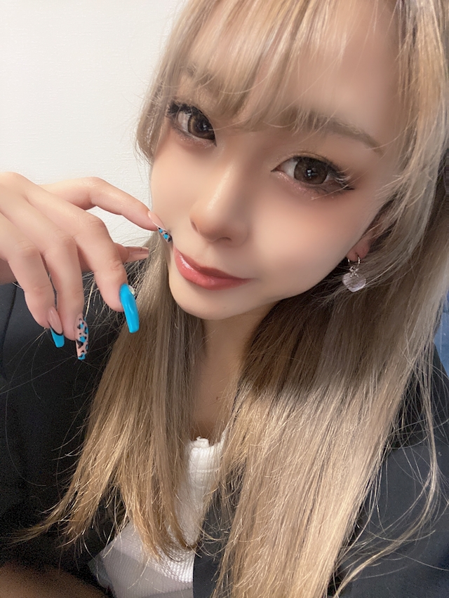 プロフィール写真8・やの あやの｜祇園 キャバクラ・ホワイトナイト