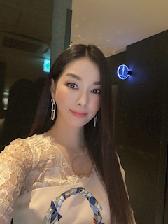 プロフィール写真2・まみ｜ミナミ キャバクラ・シュシュール ハレ