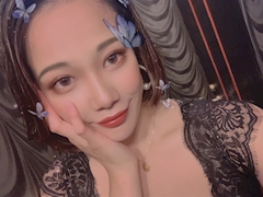 つきな「出勤」