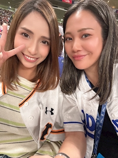 つきな