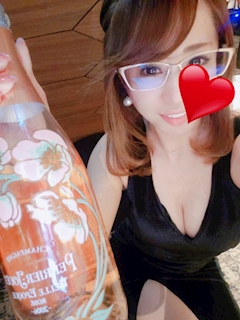 プロフィール写真2・＿＿しおり💙✩｜大阪 熟女キャバクラ・Mrs.J ミナミ