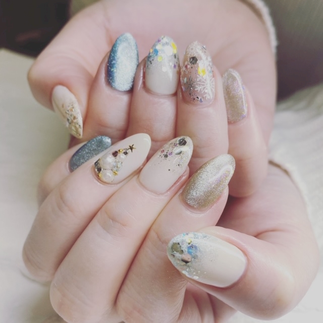 ネイル かな Lounge Primavera プリマヴェーラ 府中のラウンジ パブ ポケパラ