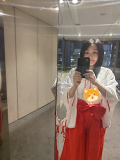 プロフィール写真3・ゆり｜MilkyWay・ミルキーウェイ - 梅田のスナック