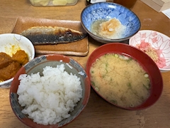 英津子ママ（Légion d'honneur）