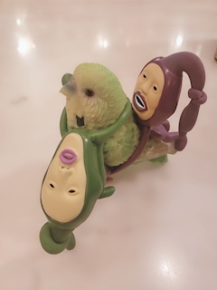 かれん「小人達…小鳥を捕獲する」