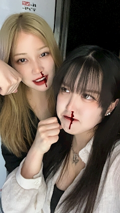 ナナミ「出勤してるよーん」