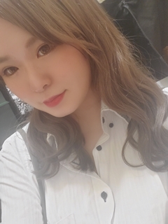 ばさばさつばさ モエ Tiara ティアラ 中洲のガールズバー ポケパラ