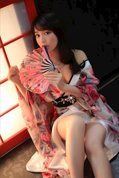 プロフィール写真5・ゆりえ|熟女キャバクラ おいらん・オイラン - 豊橋の熟女パブ/熟女キャバクラ