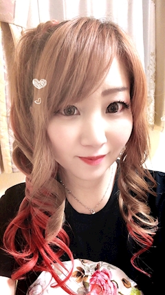 橘 愛華羽さん