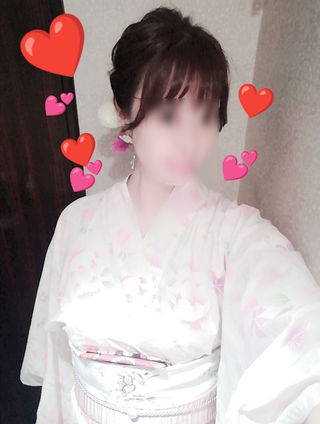 瞳 熟女キャバクラ 玉響