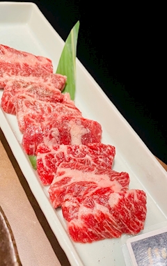 米倉 あやめ「🥩🥩🥩」