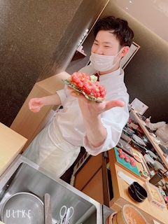 米倉 あやめ「おしゅし🍣( '-' 🍣  )」