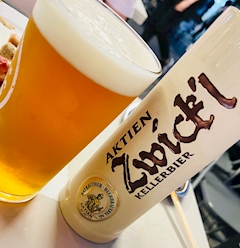 米倉 あやめ「オクトーバーフェス🍻」