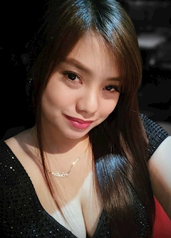 プロフィール写真2・CHIHARU｜club 花水木・ハナミズキ - 名古屋 栄のインターナショナルパブ