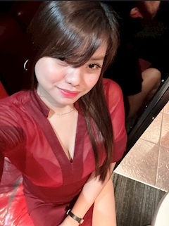 プロフィール写真3・CHIHARU｜club 花水木・ハナミズキ - 名古屋 栄のインターナショナルパブ