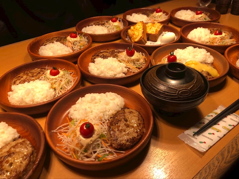 ラミパスラミパスルルルルル あおい Salute サルーテ 国分町のガールズバー ポケパラ