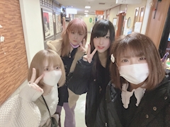 めい、🌱🍒　Loose sock「時短営業開始っ！！！」